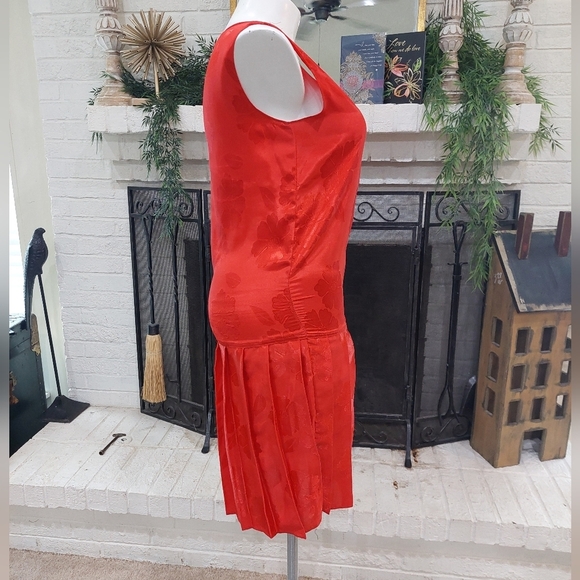 80s Red Jacquard Mod 2 Pc Dress And Jacket Women's Sz L Vintage Pleated Detail - Picture 4 of 8
